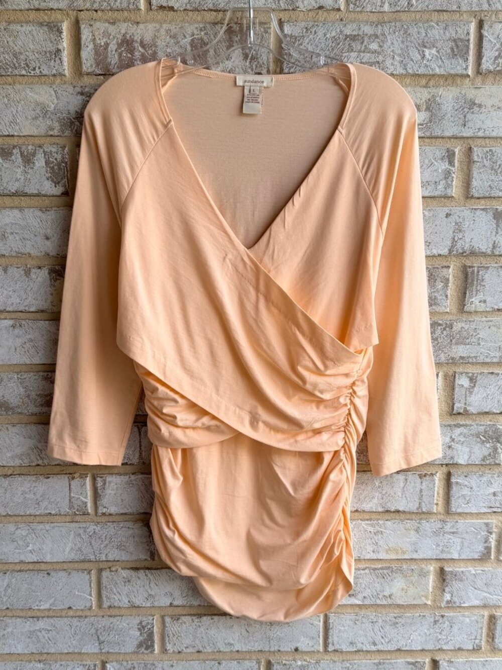 Sundance 3/4 Sleeve V-Neck Rushed Drapery Front Peach Orange Blouse Size L.